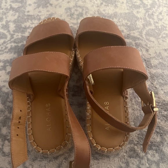 Alohas Double Strap in Caramel - Picture 4 of 4